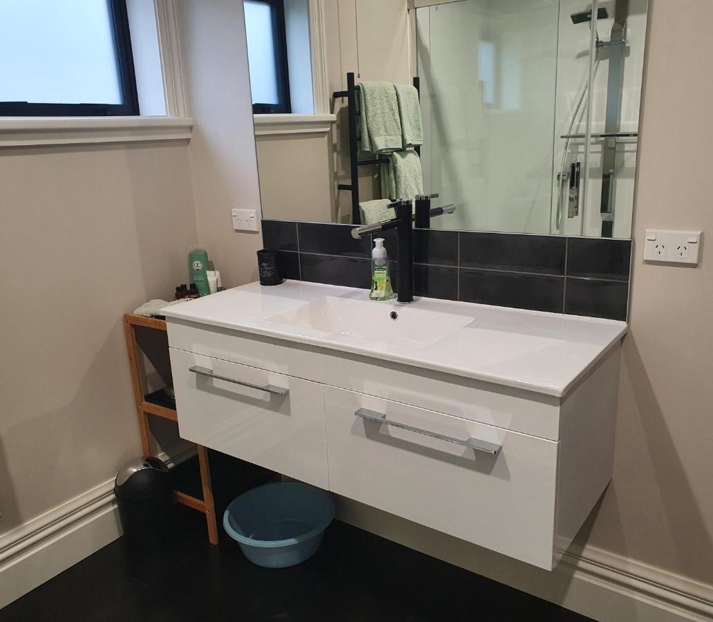 Roslyn Business Studio - 2 Bedroom Dunedin Dış mekan fotoğraf