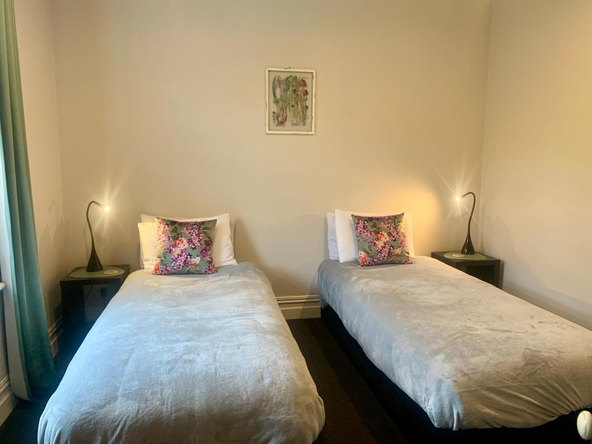 Roslyn Business Studio - 2 Bedroom Dunedin Dış mekan fotoğraf